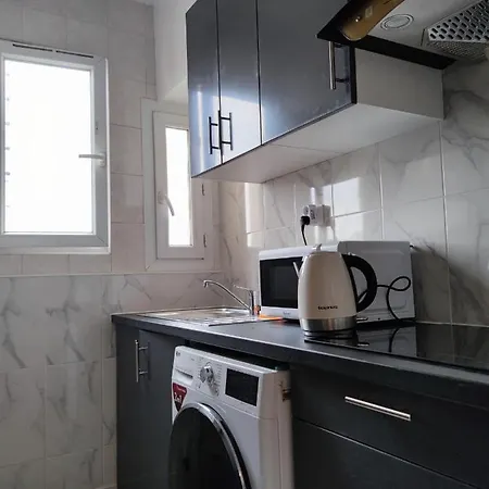 Authenticite Urbaine Apartment Aubervilliers